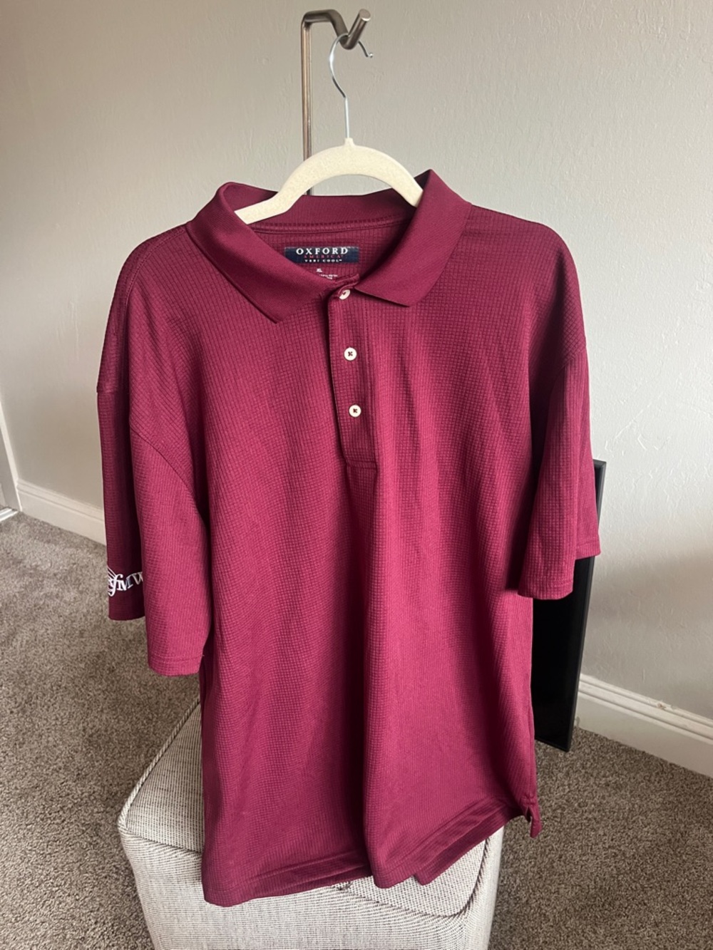 Oxford Men's Maroon Polo Shirt with Three-Button Placket